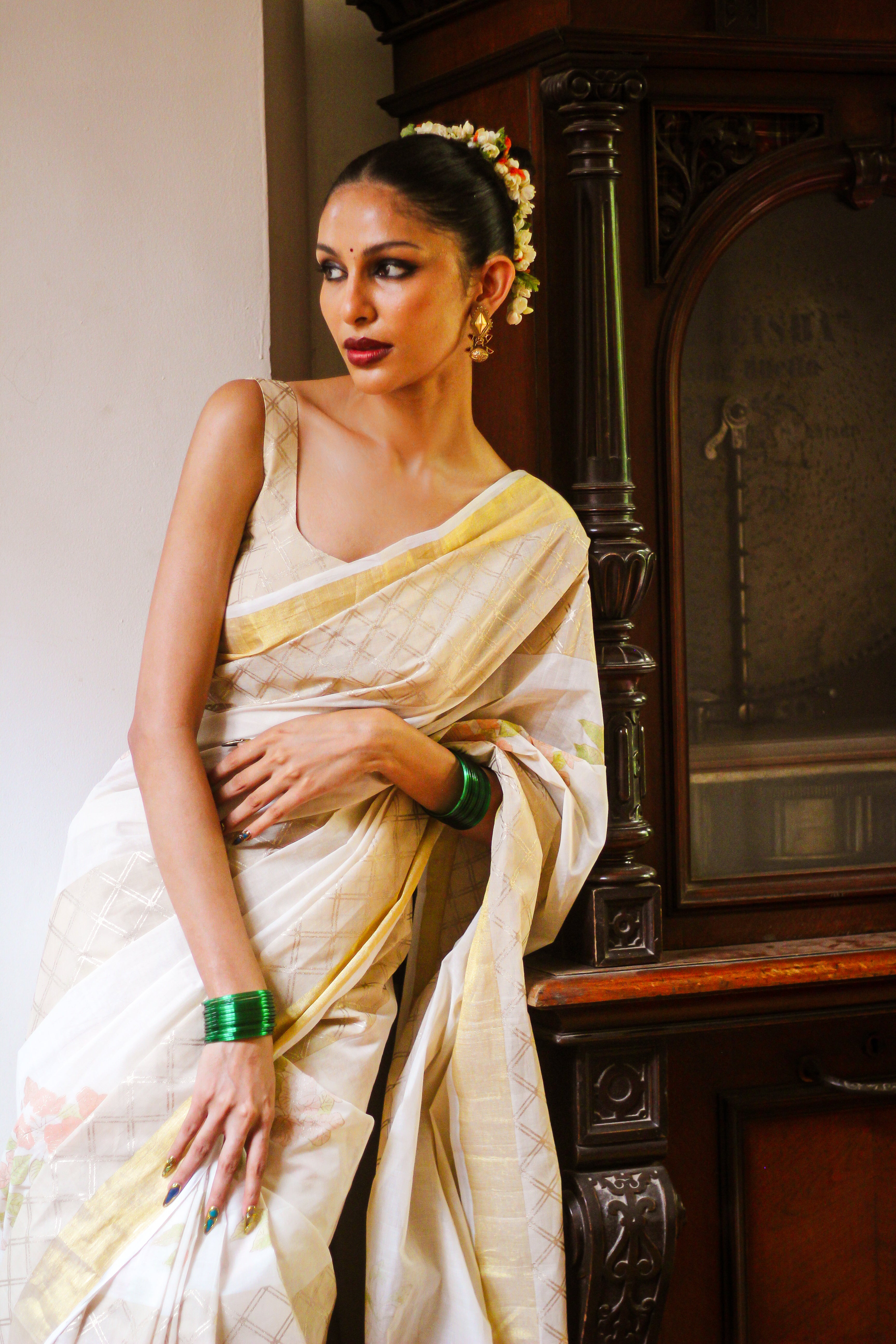 Mushak odam bilan yumshoq ertalab jinsiy aloqa onlayn video Uchlik ishtirokidagi ruscha porno videoni tomosha qiling