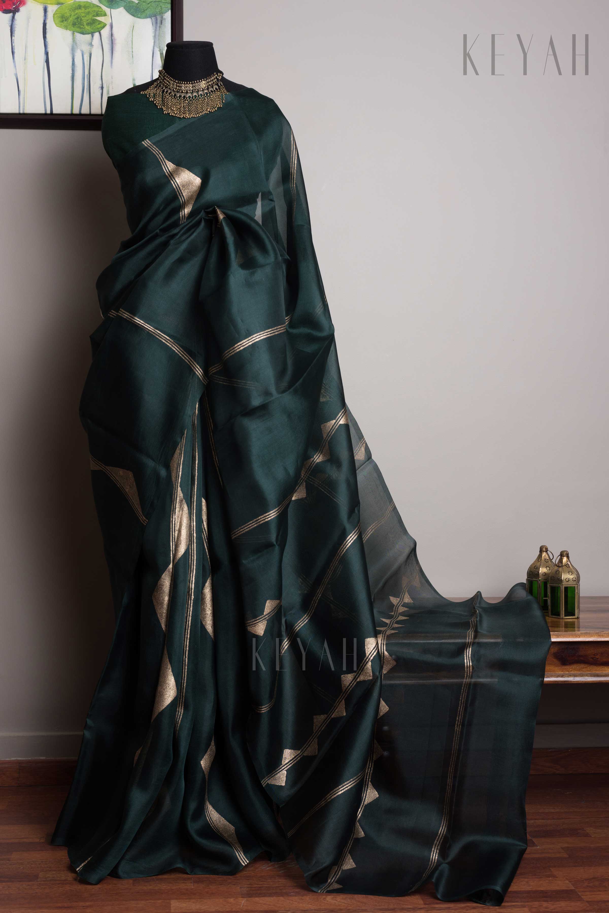 Gold Triangles – KEYAH®